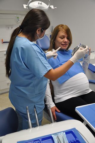 tratamiento odontologico durante el embarazo embarazada